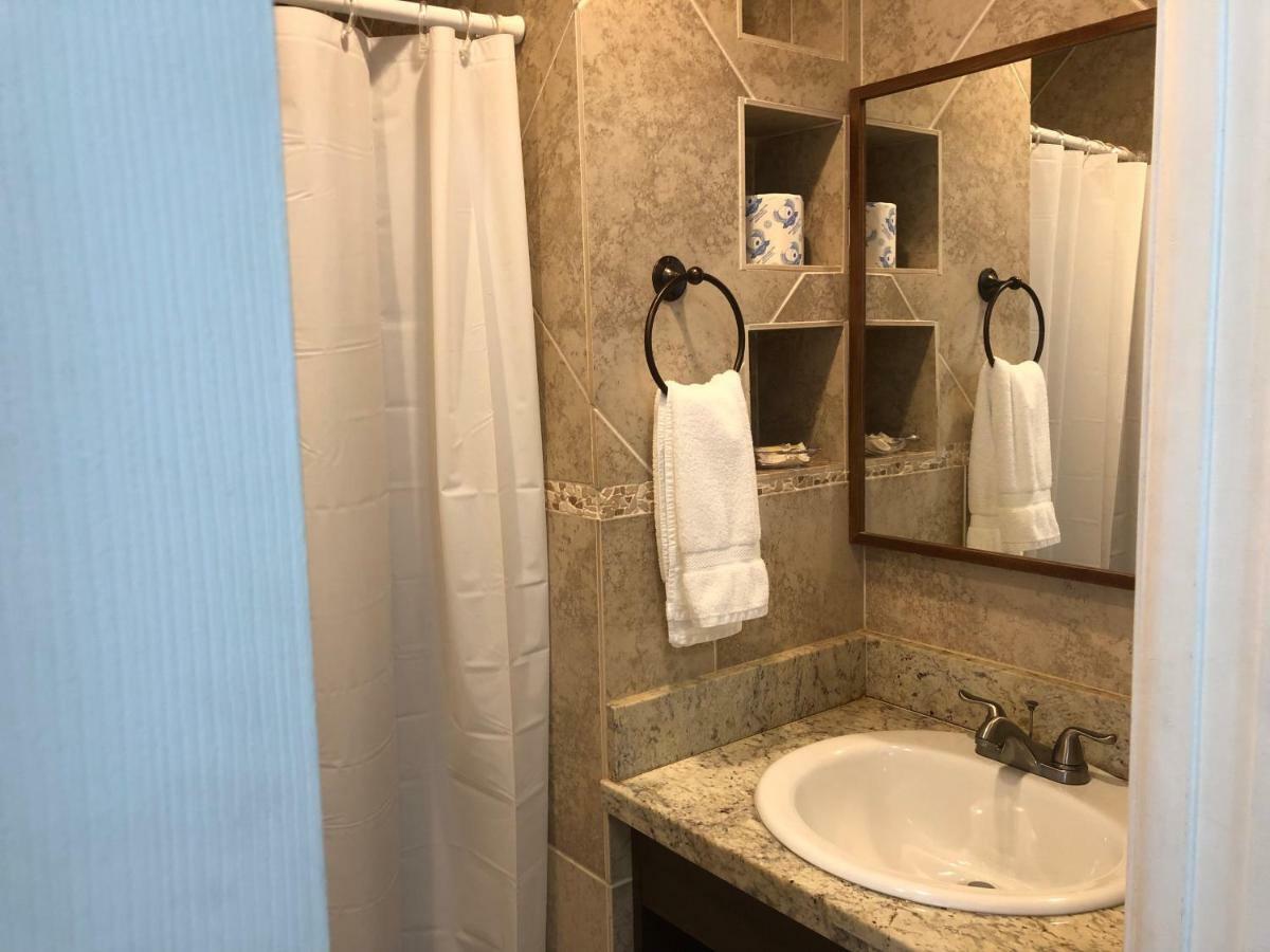 Hotel Ponce De Leon Коръл Гейбълс Екстериор снимка